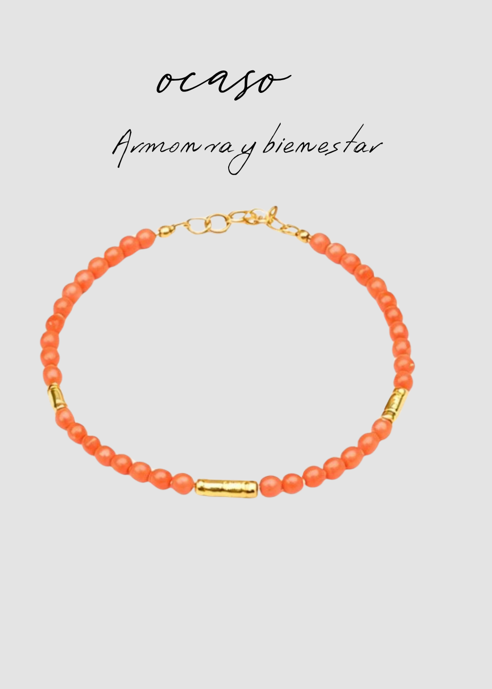 Collar SKYE de Laveleza, diseño elegante con detalles metálicos y cadena ajustable en estilo moderno y sofisticado.