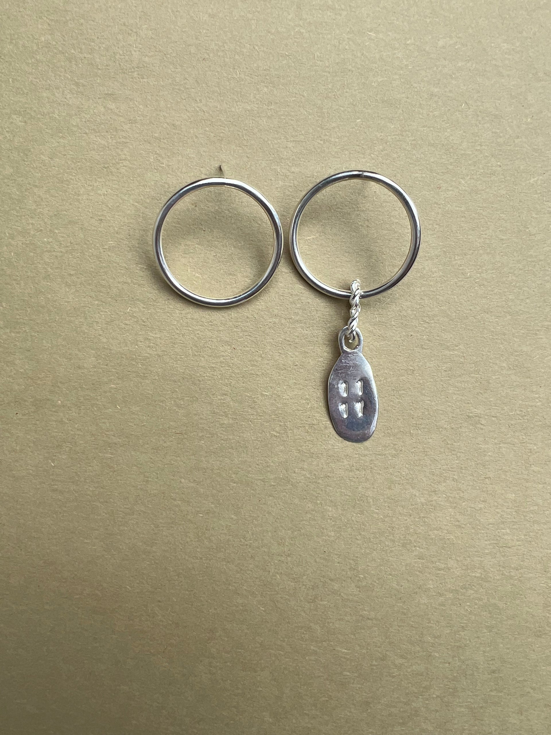 Aretes Empower Words