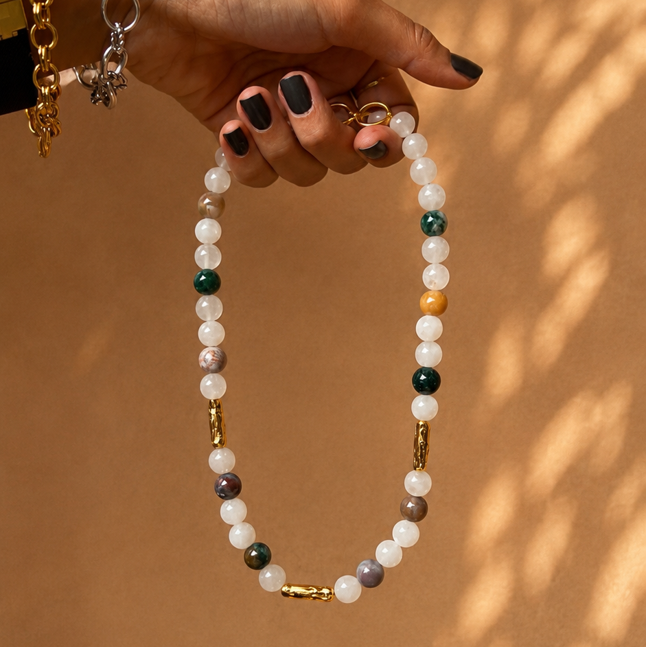 Collar de piedras |  SKYE Nahla | Cuarzo Lechoso y Ágata India | La Veleza